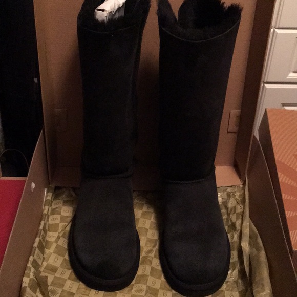 Ugg Tall Bailey Bow Genuine Sheepskin Boot - Picture 5 of 7